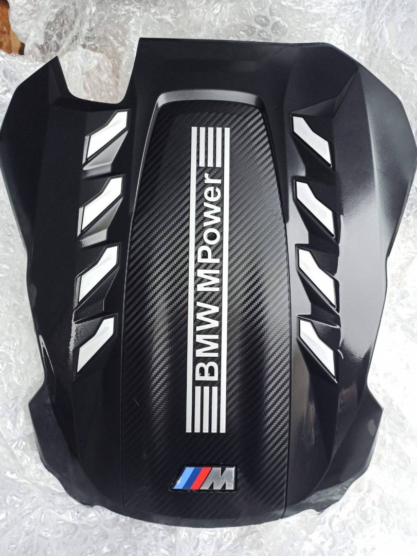 декоративная крышка двигателя BMW X5 M F95 2021, 4.4 л., бензин, полный привод, 8091253 - фото №1