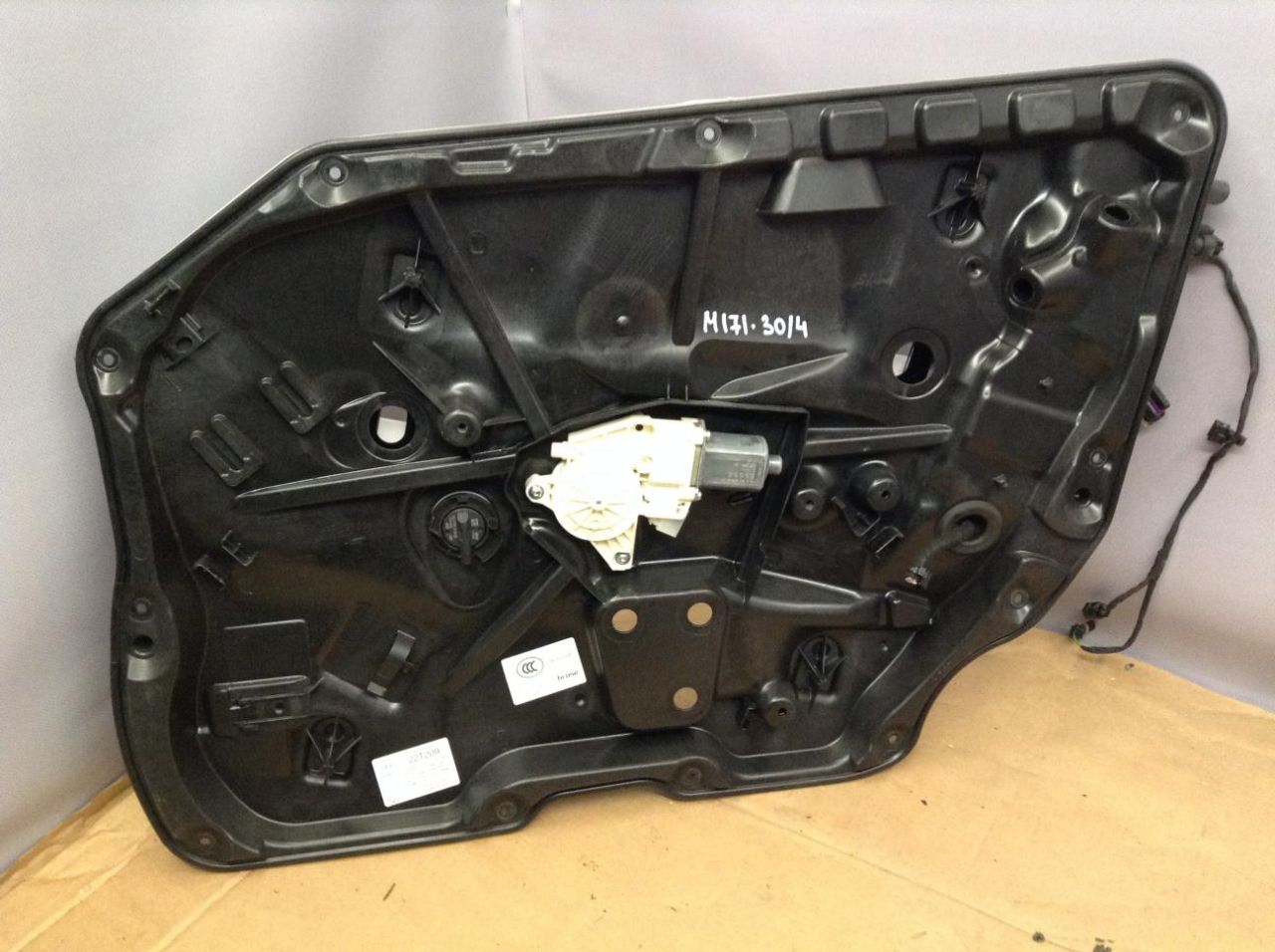 стеклоподъемник передний правый Mercedes-Benz S-Класс W222/C217/A217 2015, 3.0 л., OM 642.861, дизель, АКПП, седан, A2229001614, A2220040599 - фото №1