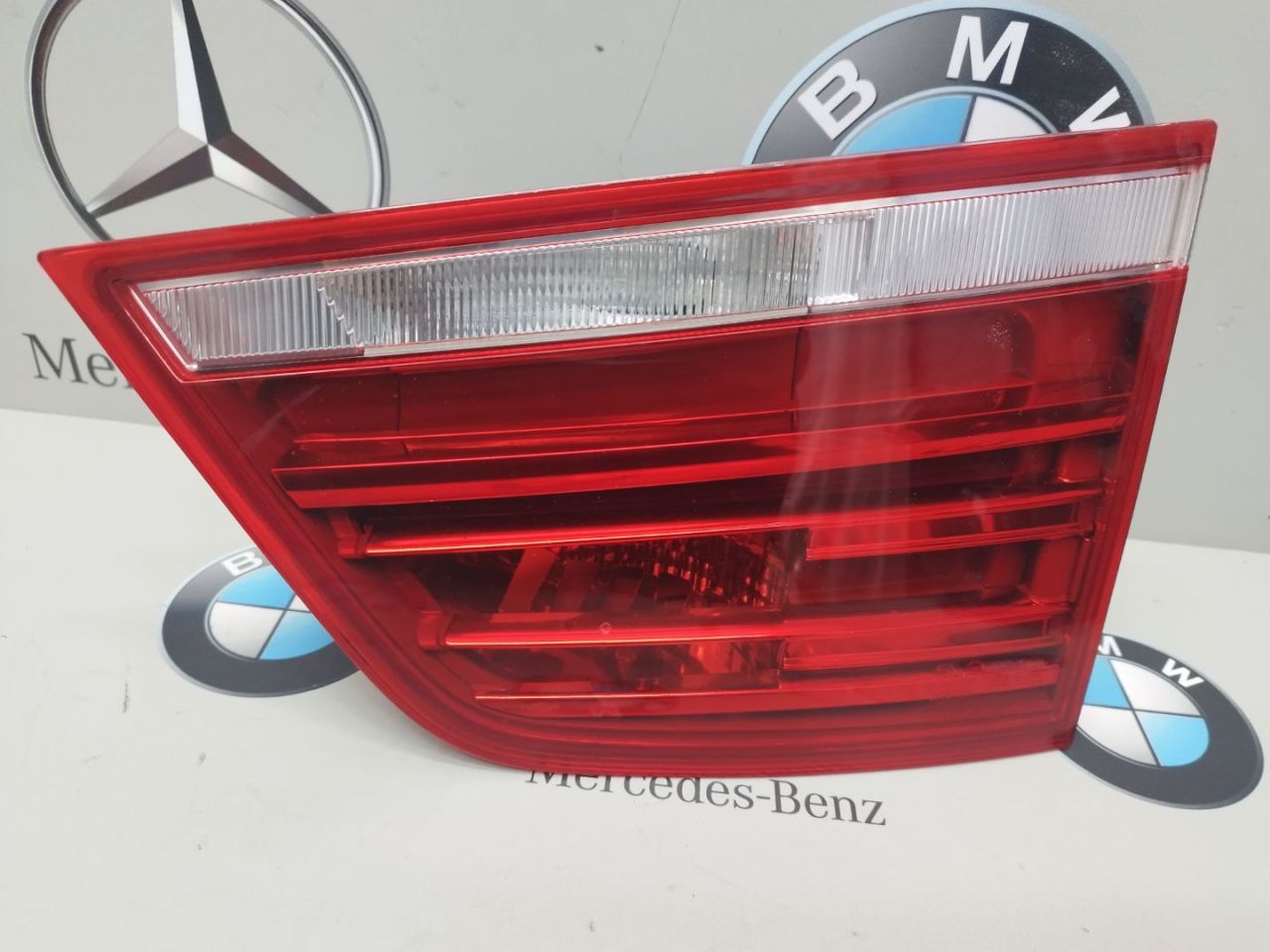 фонарь крышки багажника правый BMW X3 F25 2012, 3.0 л., N52 B30 A, бензин, 7217310 - фото №1