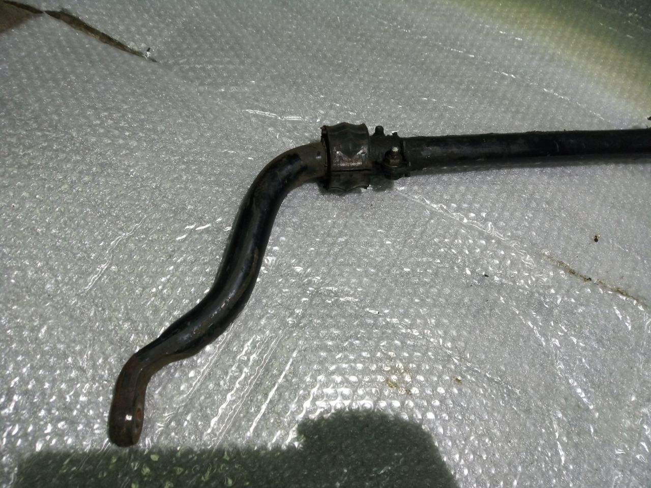 стабилизатор подвески передний Mercedes-Benz M-Класс W164 2007, 3.0 л., OM 642.940, дизель - фото №1