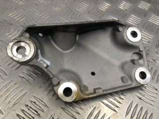 кронштейн двигателя BMW 5 серия E60/E61 [рестайлинг] 2008, 2.5 л., АКПП, седан, 6776669