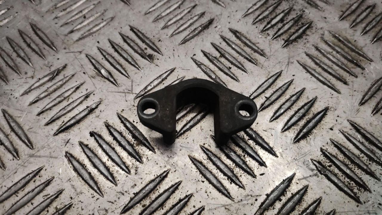 крепление форсунки BMW 7 серия E65/E66/E67 2002, 3.0 л., дизель - фото №1