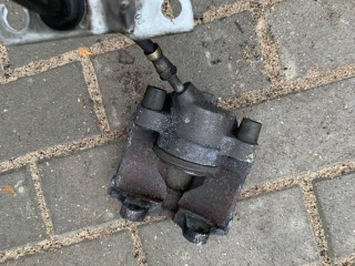 суппорт задний правый BMW 7 серия E65/E66/E67 2002, 4.4 л., бензин, АКПП, седан