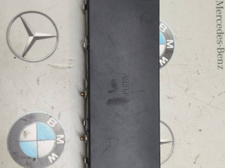 подушка безопасности коленная BMW X1 F48 2018, 2.0 л., бензин, 9296980