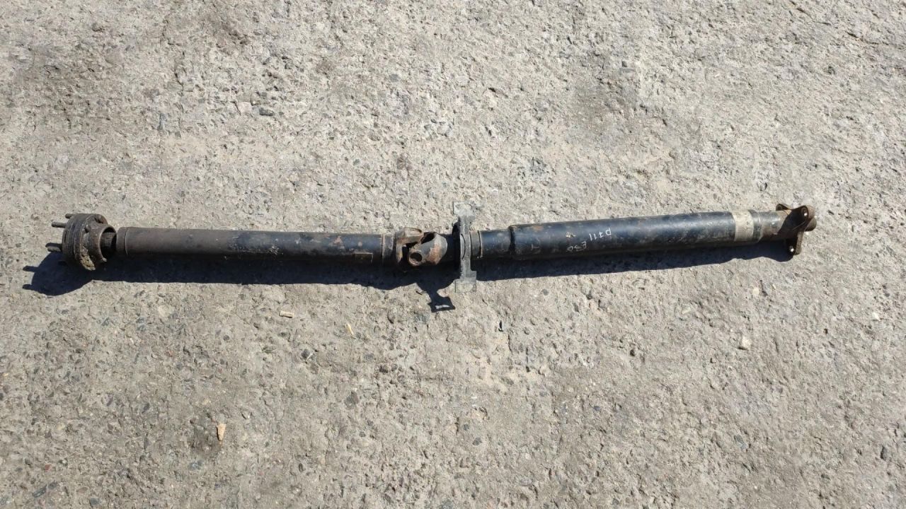 карданный вал BMW 7 серия E38 1996, 4.4 л., бензин, 1229419 - фото №1