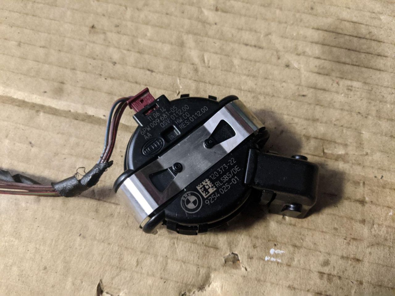 датчик дождя BMW X5 E70 2007, 4.8 л., N62 B48 A, бензин, АКПП, 9254025, 61359254025, 6PW009681-05 - фото №1