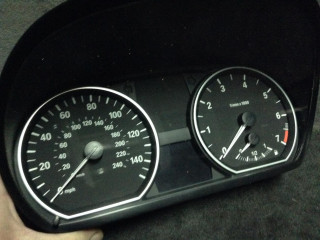 щиток приборов (приборная панель) BMW 2008, 2.0 л., N43 B20 A, бензин, АКПП, синий, хетчбэк 5 дв., 1024962