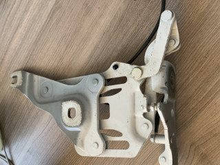 петля капота правая BMW X6 E71 [рестайлинг] 2013, 3.0 л., N57 D30 A, дизель, АКПП, внедорожник 5 дв., 7148348