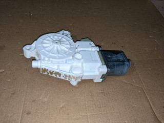 моторчик стеклоподъемника передний левый Mercedes-Benz E-Класс W212/S212/C207/A207 2010, 2.2 л., дизель, АКПП, седан, задний привод, правый руль, A2048200142, 0130822503