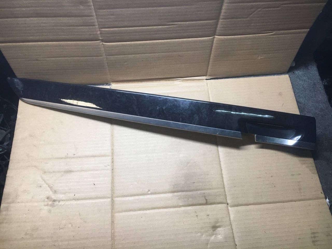 молдинг двери задней левой BMW 7 серия F01/F02 2010, 4.4 л., N63 B44 A, бензин, АКПП, седан, 9151205 - фото №1