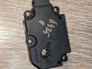 моторчик заслонки печки Mercedes-Benz C-Класс W205/S205/C205 2015, 2.0 л., M 274.920, бензин, АКПП, седан, правый руль, A1699060100, T1002128BC