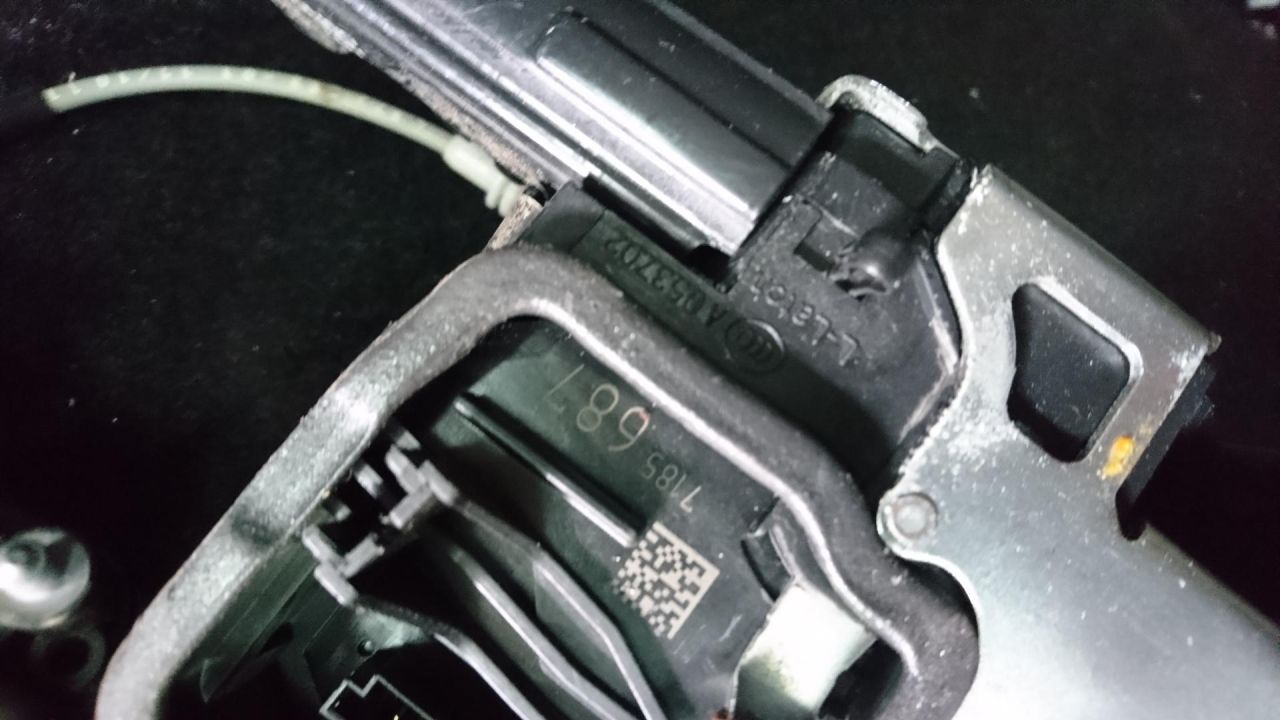 датчик положения багажника / двери BMW 7 серия F01/F02 2010, 4.4 л., N63 B44 A, бензин, АКПП, седан, 51227185687 - фото №1