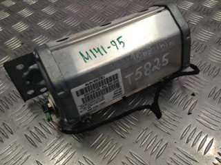 подушка безопасности пассажира BMW 3 серия E90/E91/E92/E93 2007, 3.0 л., N53 B30 A, бензин, МКПП, мокрый асфальт, седан, 3824704