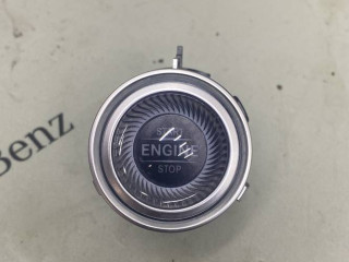 кнопка запуска двигателя Mercedes-Benz C-Класс W205 [рестайлинг] 2020, 2.0 л., бензин, кабриолет, задний привод, A2139055500