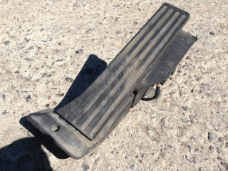 педаль BMW 3 серия E90/E91 [рестайлинг] 2011, 2.0 л., N43 B20 A, бензин, АКПП, черный, универсал, 6793743