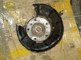 кулак задний правый BMW 3 серия E90/E91/E92/E93 2006, 2.0 л., дизель, 6761580