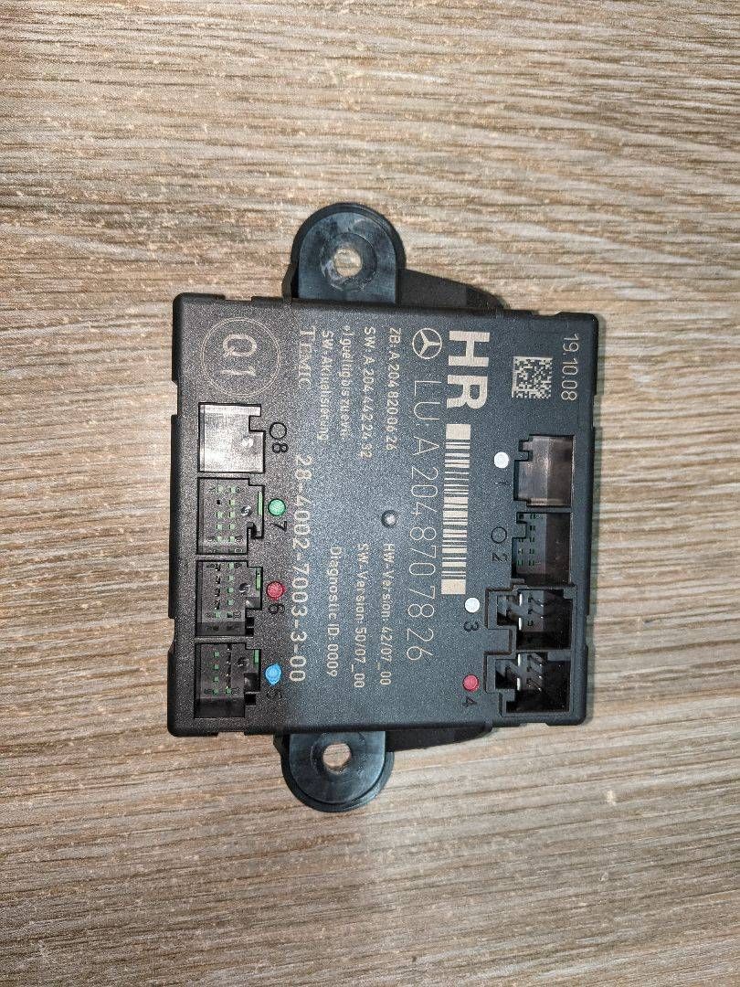 модуль управления двери Mercedes-Benz C-Класс W204/S204 2009, 3.0 л., M 272.948, бензин, A2048707826 - фото №1