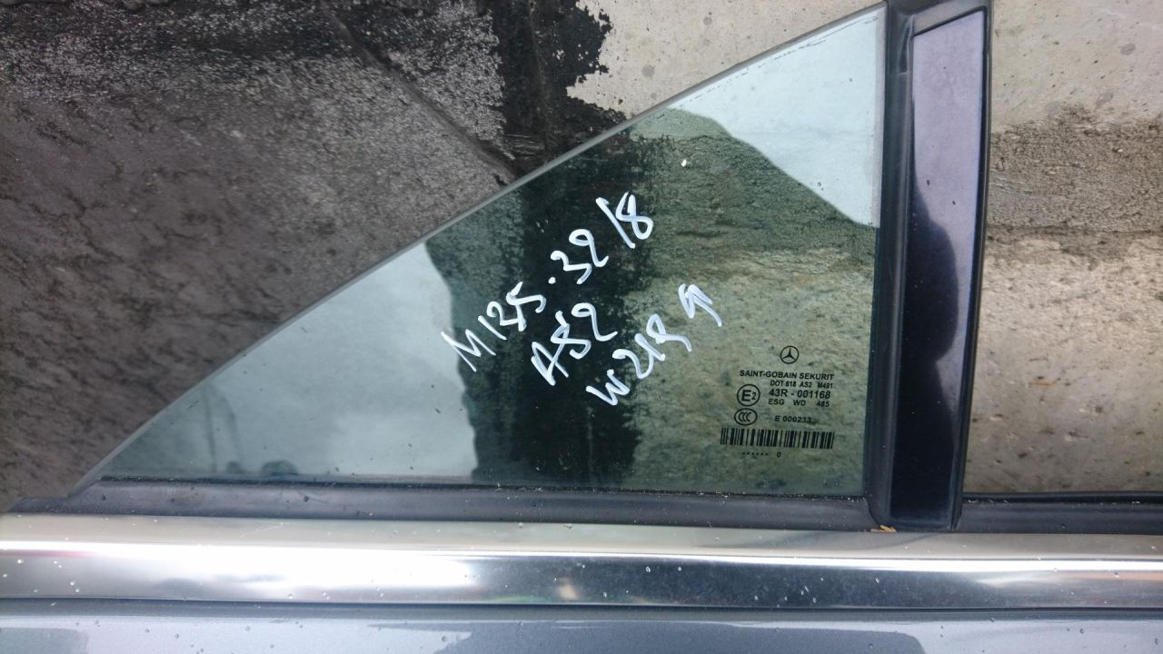 стекло двери задней правой Mercedes-Benz CLS-Класс C219 2007, 3.0 л., OM 642.920, дизель, АКПП, купе - фото №1