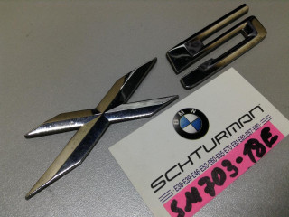 эмблема BMW X5 E53 [рестайлинг] 2005, 3.0 л., АКПП, внедорожник 5 дв.