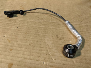 датчик детонации Mercedes-Benz C-Класс W205/S205/C205 2017, 4.0 л., гибрид, 0071530428, A0071530428
