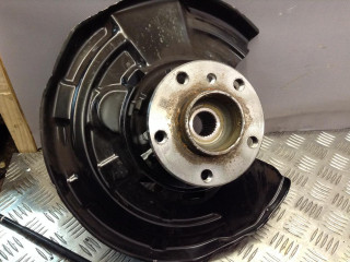 кулак задний правый BMW 3 серия F30/F31 [рестайлинг] 2018, 2.0 л., B48 B20 A, бензин, АКПП, седан, правый руль, 6792246