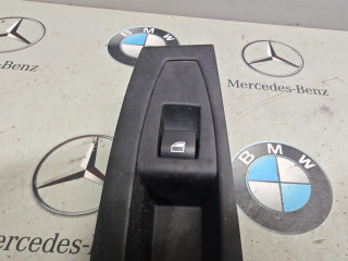 кнопка стеклоподъемника двери BMW 2 серия Active Tourer F45 2015, 2.0 л., B48 A20 A, 9208107
