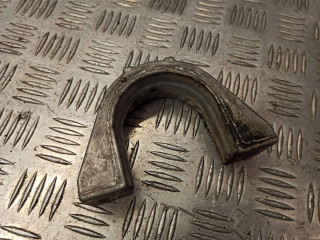 крепление стабилизатора / втулки стабилизатора BMW 5 серия E60/E61 [рестайлинг] 2008