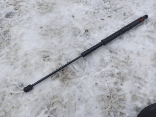 амортизатор капота Mercedes-Benz M-Класс W164 2007