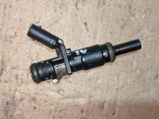 форсунка Mercedes-Benz C-Класс W204/S204/C204 [рестайлинг] 2011, 3.0 л., M 272.947, бензин, АКПП, черный, седан, задний привод, A2720780249