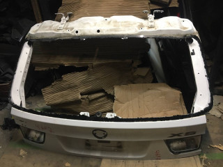 крышка багажника (дверь 3-5) BMW X5 E70 2008, 4.8 л., N62 B48 B, бензин, АКПП, белый, внедорожник 5 дв.