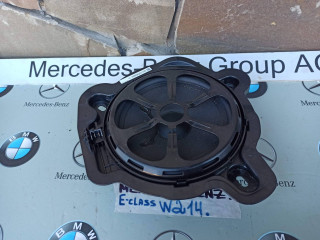 сабвуфер Mercedes-Benz E-Класс W214 2025, 2.0 л., дизель, A2068203100
