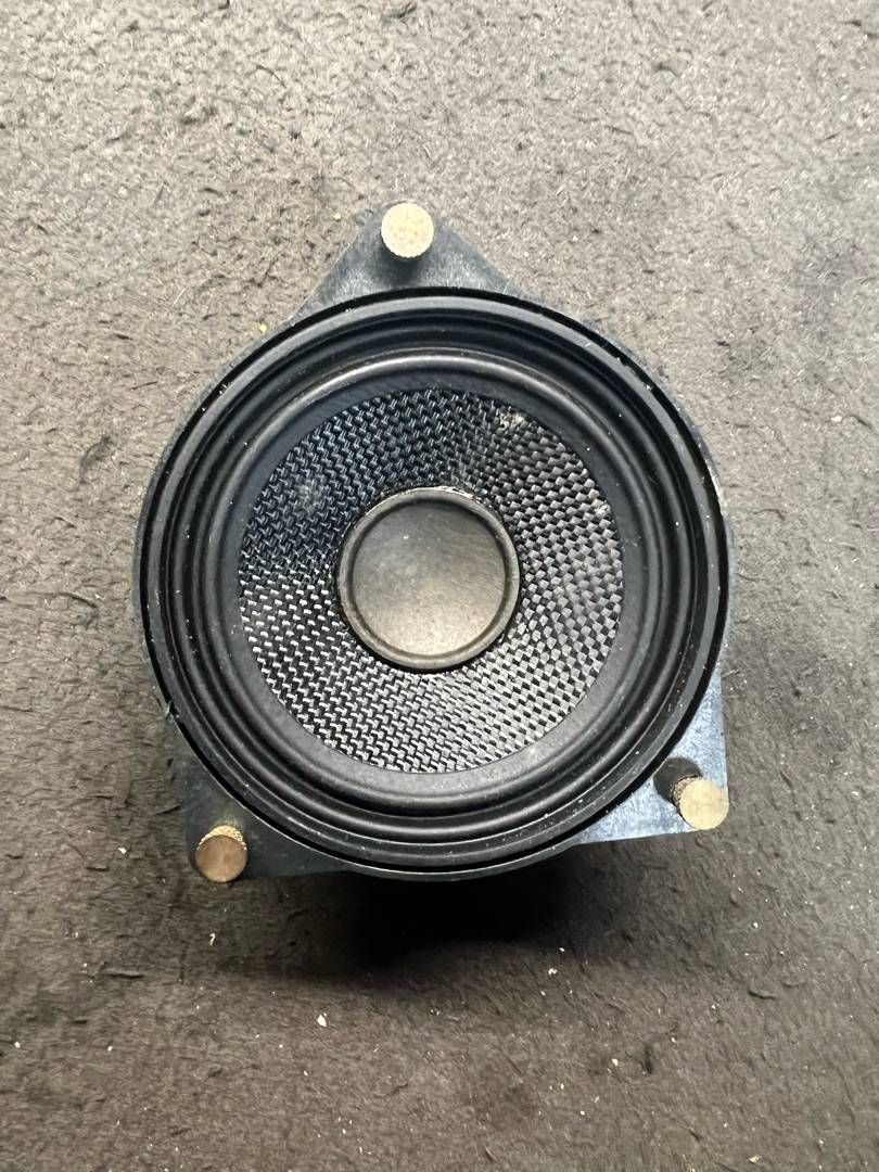 динамик двери BMW 7 серия F01/F02 2009, 4.4 л., N63 B44 A, бензин, 9141501 - фото №1