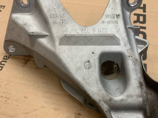 кронштейн двигателя BMW 3 серия E90/E91/E92/E93 [рестайлинг] 2008, 2.5 л., N52 B25 AF, бензин, 6779368