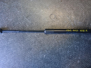 амортизатор капота BMW X5 E70 2008, 4.8 л., N62 B48 B, бензин, АКПП, внедорожник 5 дв., 51327148346