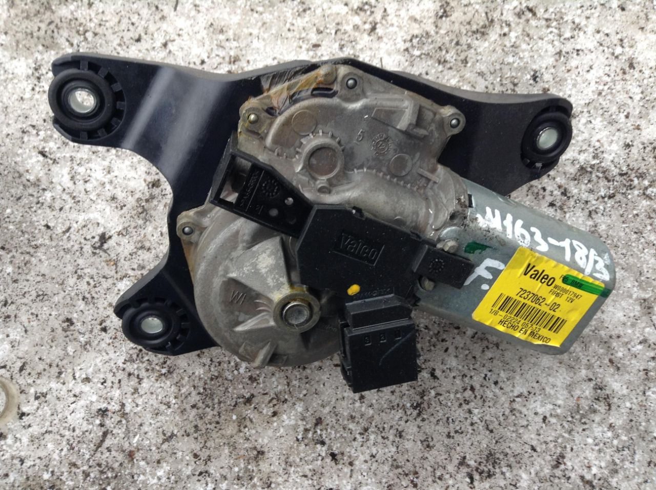 моторчик заднего стеклоочистителя (дворника) BMW X3 F25 2013, 2.0 л., N47 D20 C, дизель, АКПП, белый, внедорожник 5 дв., 7237062 - фото №1