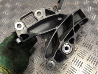 кронштейн двигателя BMW X5 E70 2007, 3.0 л., N52 B30 A, бензин, АКПП, внедорожник 5 дв.