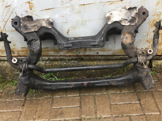 балка подвески передняя (подрамник) Mercedes-Benz CLS-Класс C219 2005, 3.0 л., OM 642.920, дизель, АКПП, черный, купе