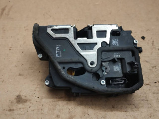 замок двери передней правой BMW 3 серия E90/E91/E92/E93 2005, 7059968