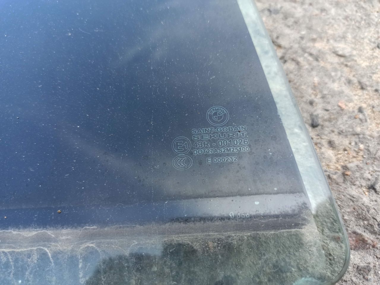 стекло двери задней правой BMW 7 серия F01/F02 2011, 3.0 л., N54 B30 A, бензин, седан - фото №1