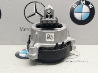 подушка крепления двигателя BMW 2023, 2.0 л., дизель, 300, 6860496