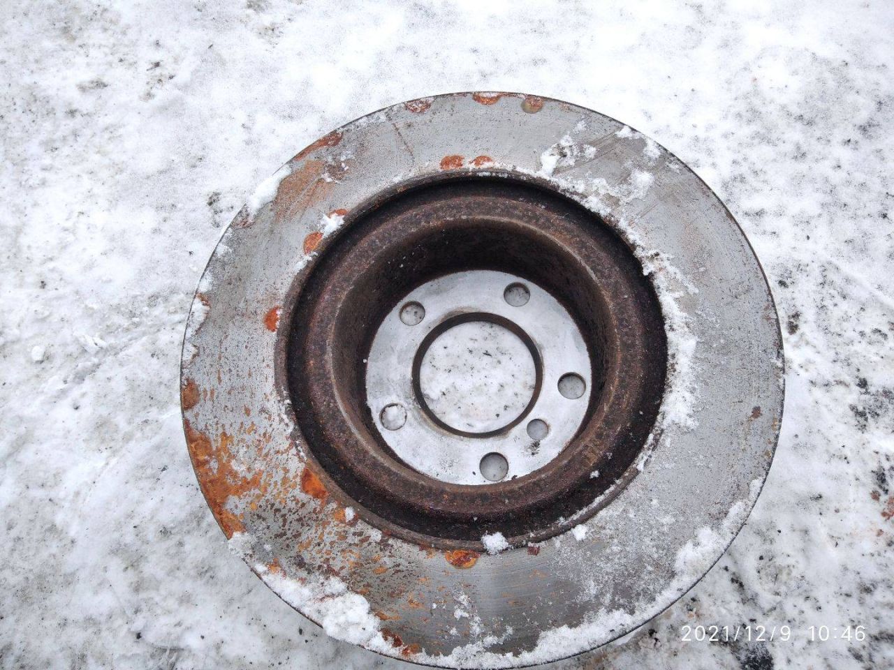 диск тормозной передний BMW X3 F25 2013, 2.0 л., N47 D20 C, дизель, АКПП, черный, внедорожник 5 дв. - фото №1