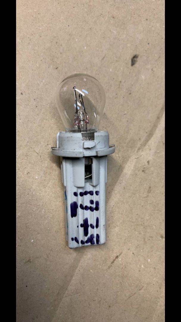 патрон фары BMW 7 серия E38 (1994 - 1998), 1387364 - фото №1