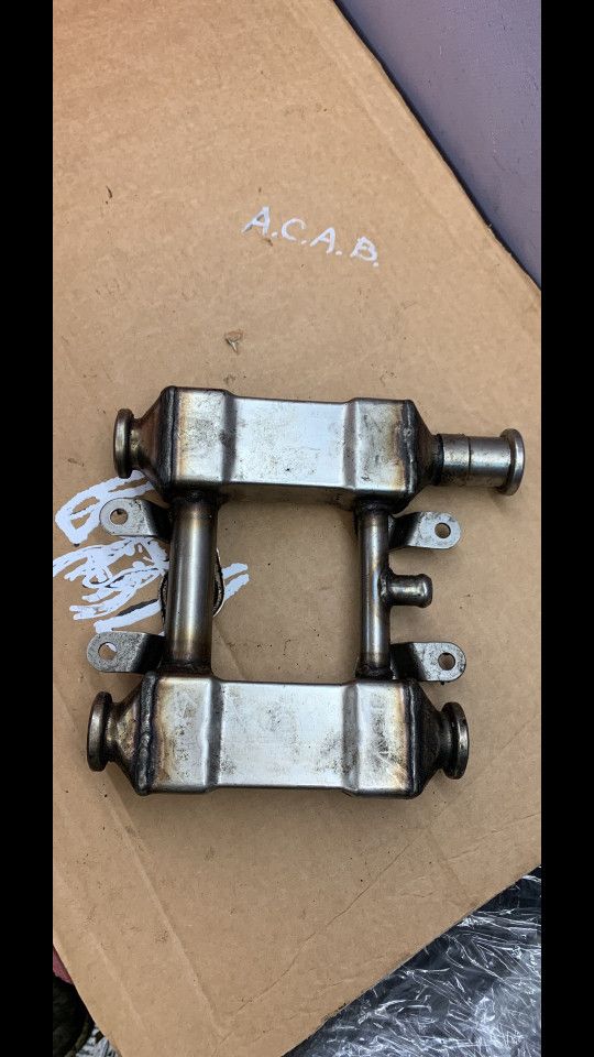 охладитель EGR / Радиатор EGR BMW 7 серия E65/E66/E67 2003, дизель, 2248528 - фото №1