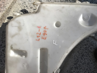 бачок омывателя BMW 3 серия E90/E91 [рестайлинг] 2011, 2.0 л., N43 B20 A, бензин, МКПП, седан, 7124231