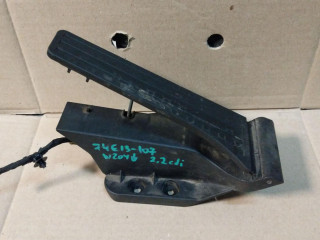 педаль Mercedes-Benz C-Класс W204/S204 2008, 2.1 л., дизель, МКПП, серебро, седан, A2043000204