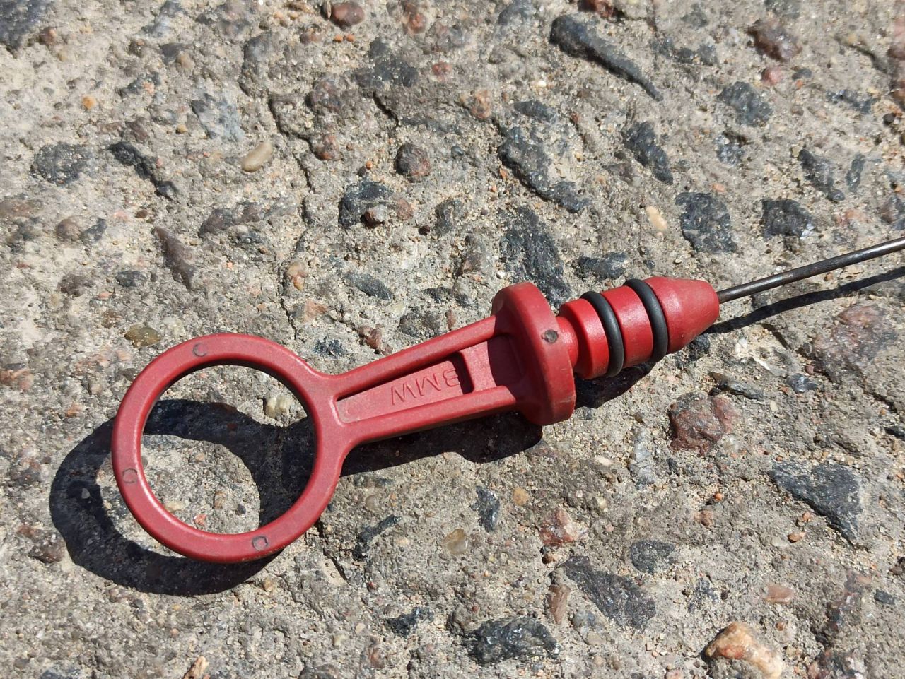 щуп двигателя BMW 5 серия E39 1998, 2.5 л., бензин, 1427764 - фото №1