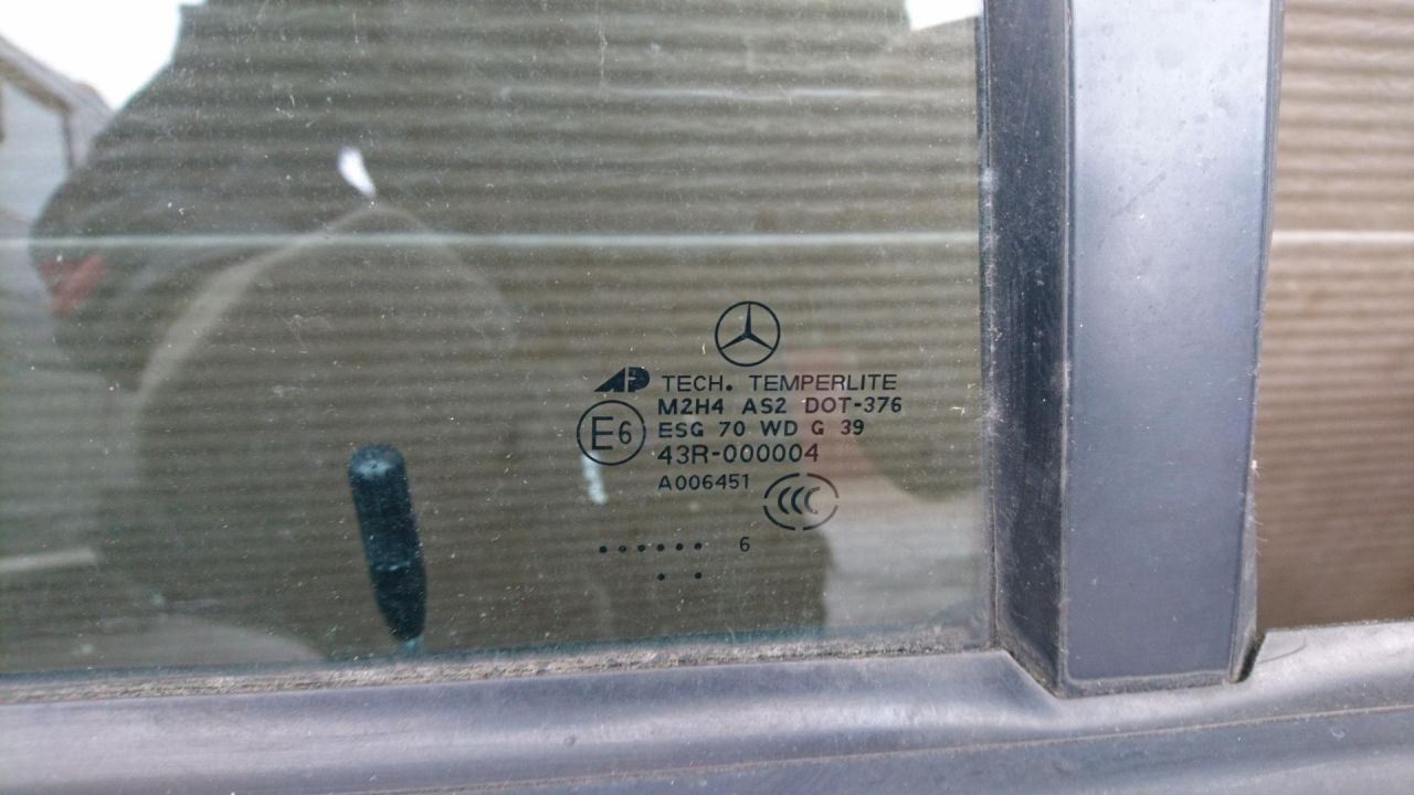 стекло двери задней правой Mercedes-Benz M-Класс W164 2006, 3.5 л., M 272.967, бензин, АКПП, внедорожник 5 дв., правый руль - фото №1