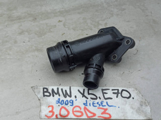 фланец (тройник) системы охлаждения BMW X5 E70 2009, 3.0 л., дизель, 2247744