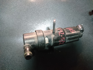 форсунка омывателя фары левая BMW 7 серия E65/E66/E67 2002, 4.4 л., бензин, АКПП, седан, 61677001949