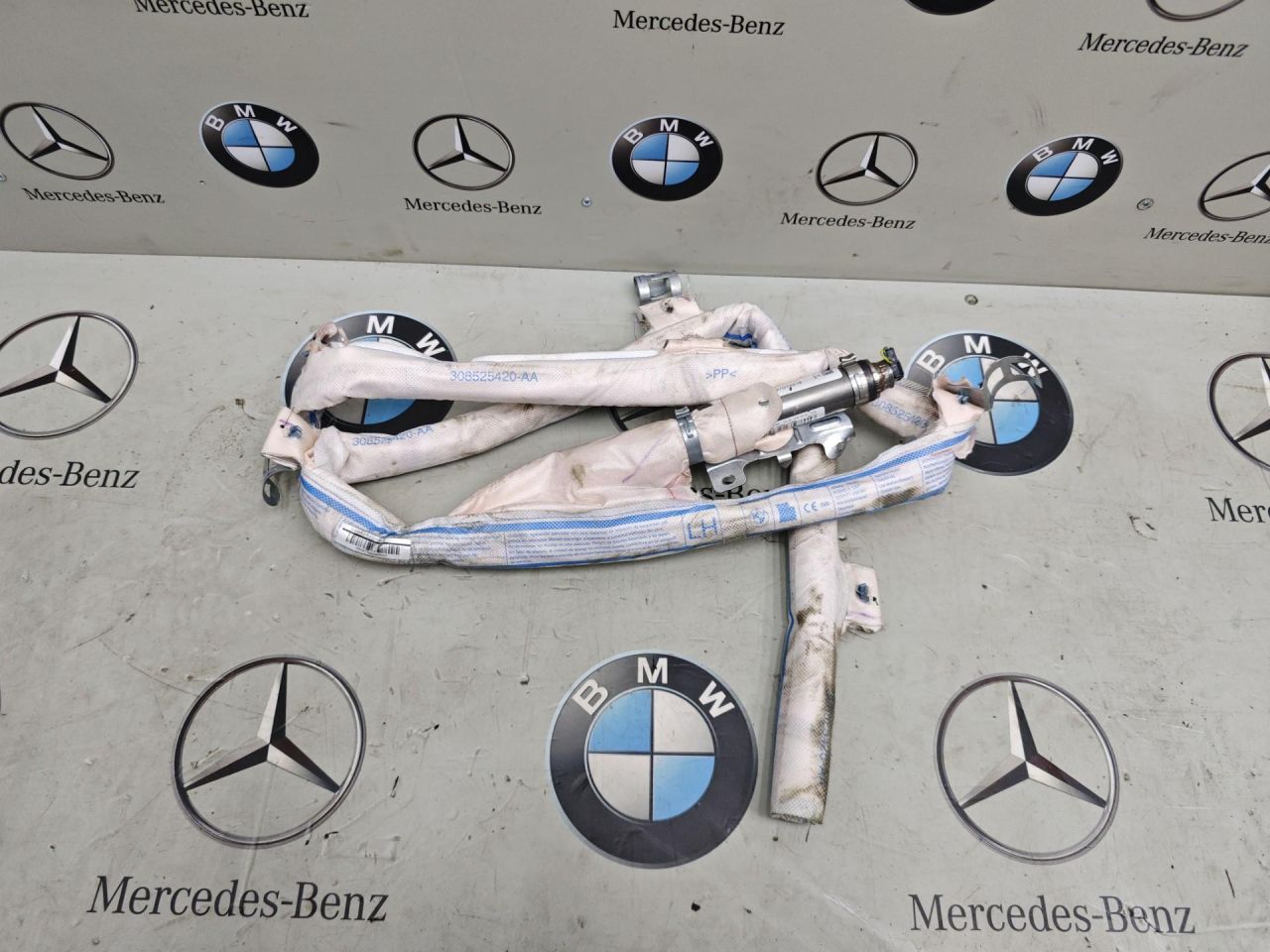 подушка безопасности боковая (шторка) BMW 2 серия Active Tourer F45 2015, 2.0 л., бензин - фото №1